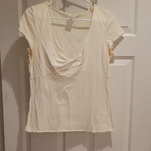 Old Navy Cream Short Sleeve V-Neck Top